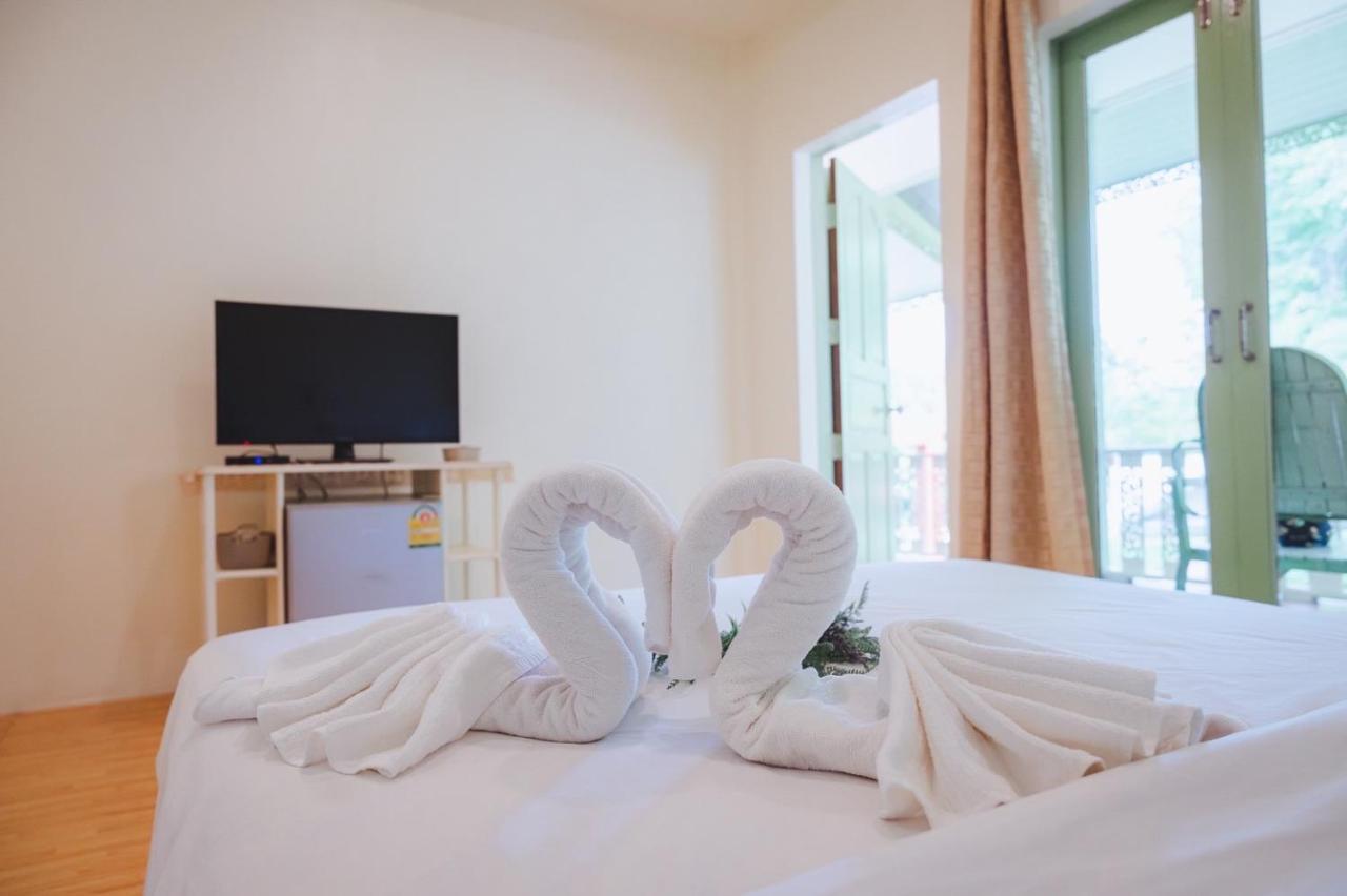 Baanpufa Resort Ban Huai Maenam Noi Eksteriør billede